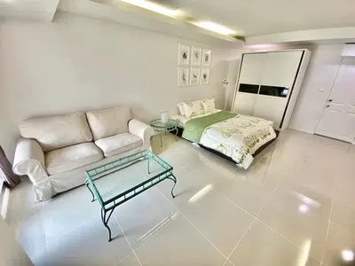 Spacious 1-Bedroom Condo for Rent Near BTS On Nut - 3