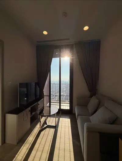 For Rent: 1-Bedroom Condo at Oka Haus, Thonglor BTS - 2