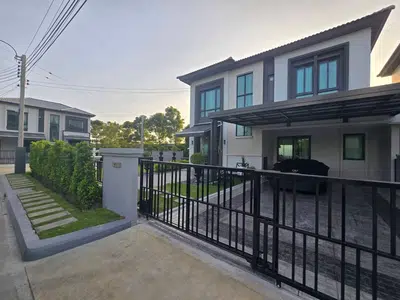 3BR House for Rent Near Mega Bangna, Bangna - 1