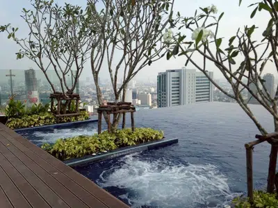 Modern 1-Bedroom Furnished Unit at Urbano Absolute Sathorn-Taksin - 15