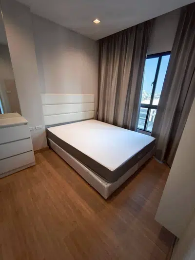 Modern 1-Bedroom Furnished Unit at Urbano Absolute Sathorn-Taksin - 10