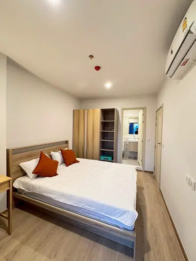 Life Rama 4 - Asoke 1 Bedroom Condo for Rent - 3