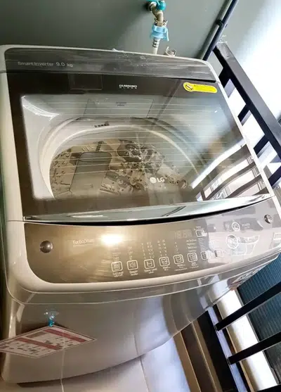 1 Bedroom, 1 Bathroom – Beautiful Unit - 5