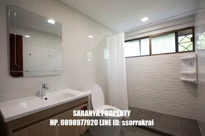 4BR House with Lake View near BTS Sammakorn - 13