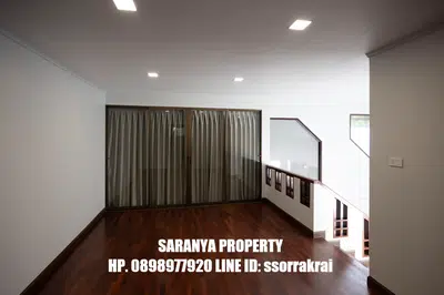 4BR House with Lake View near BTS Sammakorn - 19