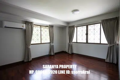 4BR House with Lake View near BTS Sammakorn - 4