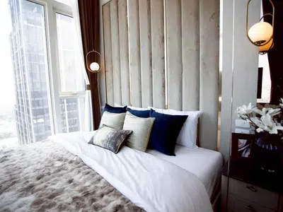 High Ceiling Hybrid 2BR Apartment in Thonglor - 19
