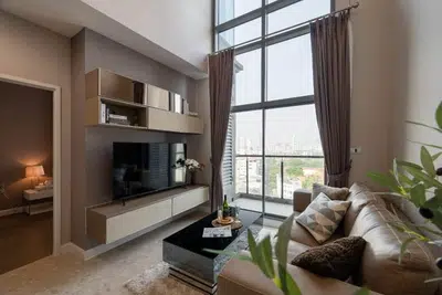 Duplex 2BR at The Crest Sukhumvit 34 with City View - 1