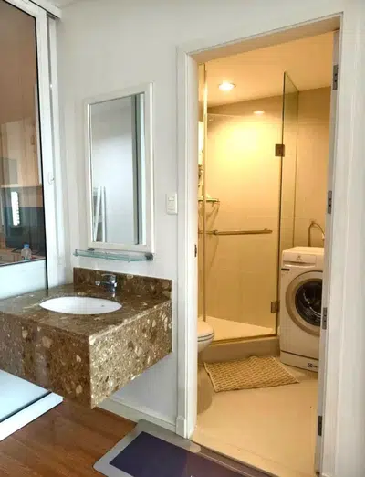 Chamchuri Square Residence 1BR Room Ready to Move In - 4