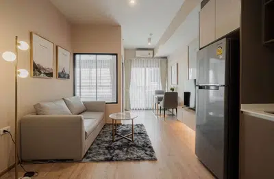 Renovated Luxury 1BR Condo at IDEO Rama 9 – Asoke - 3