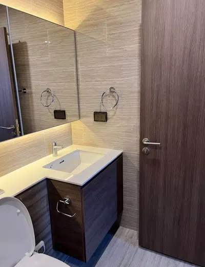 Whizdom Essence Sukhumvit 1 Bedroom 1 Bathroom 35 sqm 22nd Floor Fully Furnished - 2