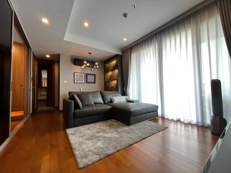 Pet-friendly 2BR, 2BA Condo for Rent at Ashton Morph 38, Floor 24