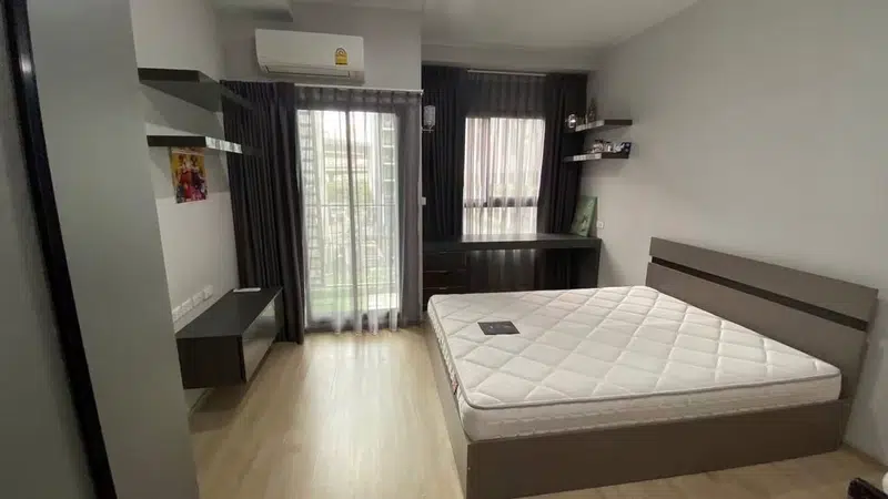 Condo for Rent at Ideo New Rama 9, 26 sqm with City View