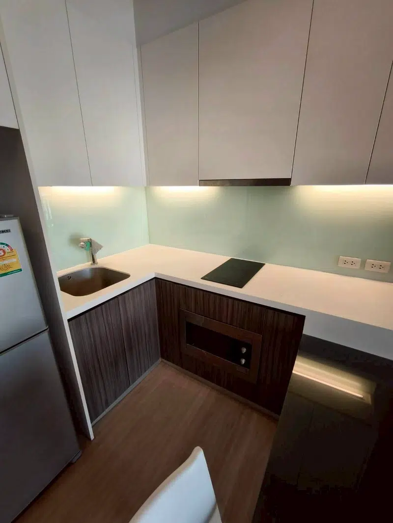 Modern 1-Bedroom Furnished Unit at Urbano Absolute Sathorn-Taksin - Photo 14