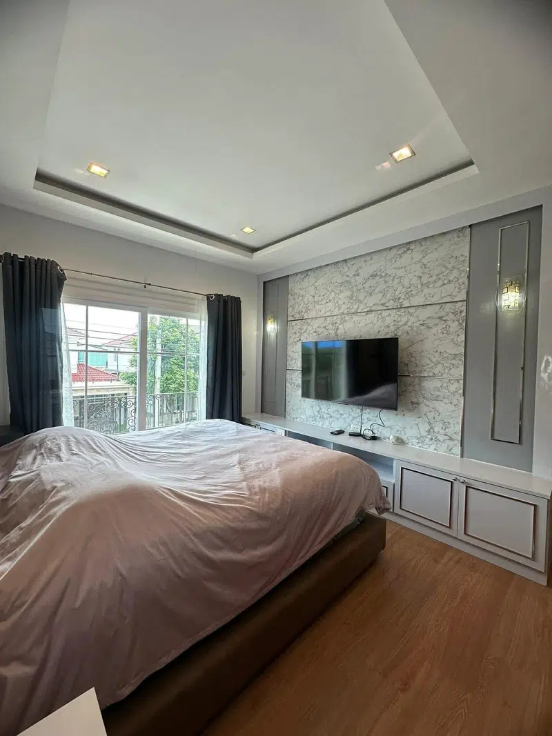 Grandio Ladprao‑Kaset Nawamin 4‑Bedroom House for Rent - Photo 11