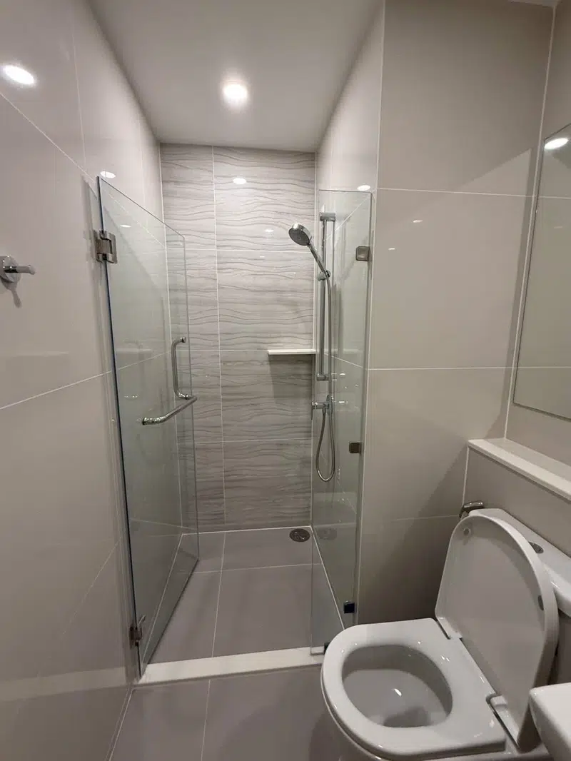 Life Rama 4 - Asoke 1 Bedroom Condo for Rent - Photo 10