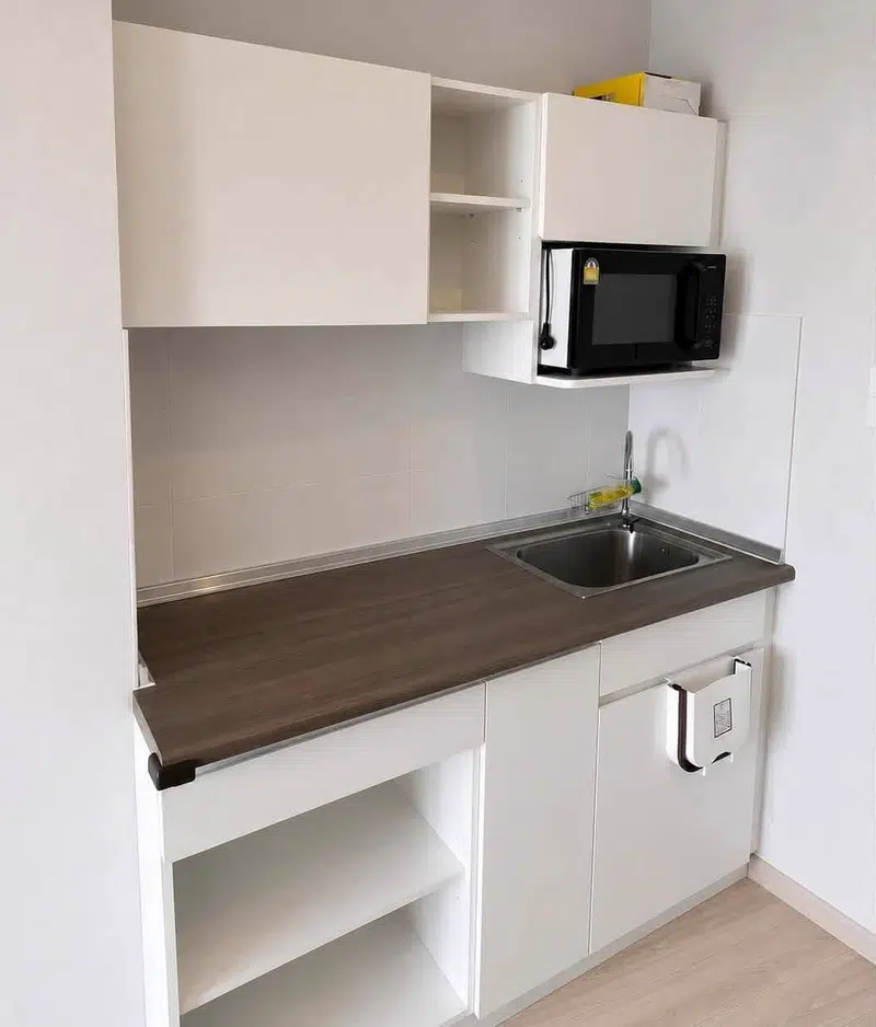 Lumpini Park Vibhavadi-Chatuchak - Newly Renovated Corner Unit with Park & Sky View - Photo 4
