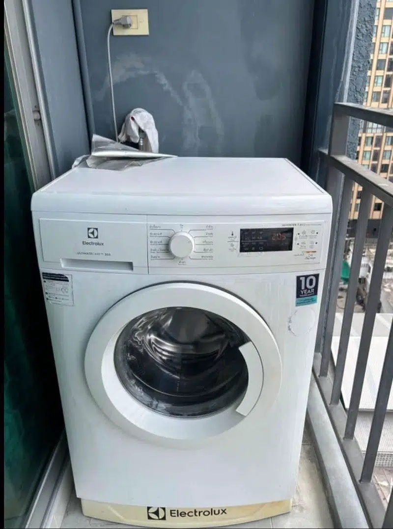 Lumpini Park Vibhavadi-Chatuchak - Newly Renovated Corner Unit with Park & Sky View - Photo 8