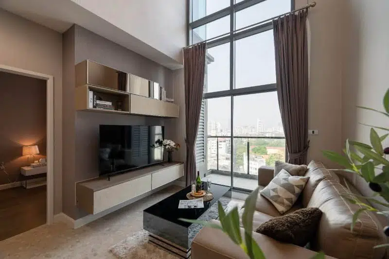 Duplex 2BR at The Crest Sukhumvit 34 with City View - Photo 1