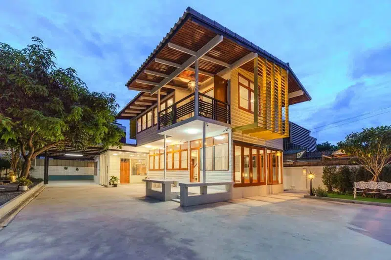 Modern Tropical Home Office for Rent | Lat Phrao 15 - Photo 1