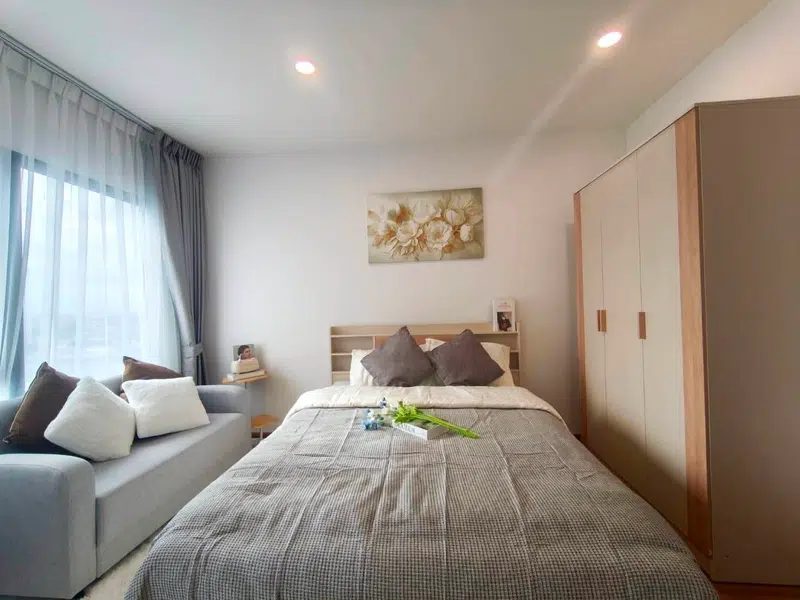 The Livin Phetkasem - Fully Furnished Studio for Rent - Photo 5