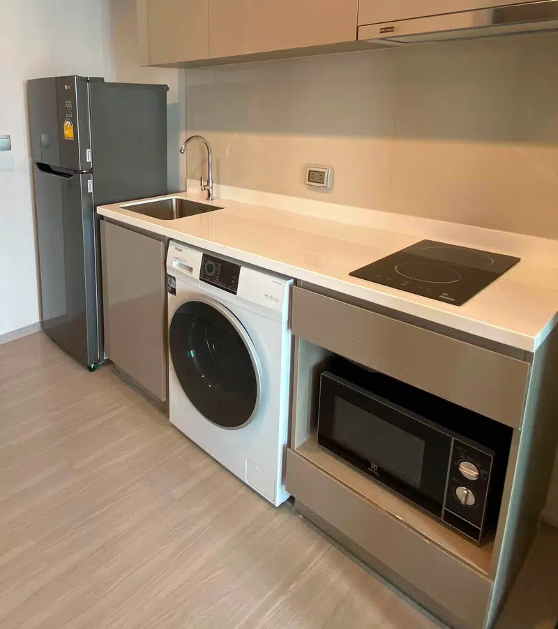 Life Sukhumvit 62 Studio Apartment - Photo 6