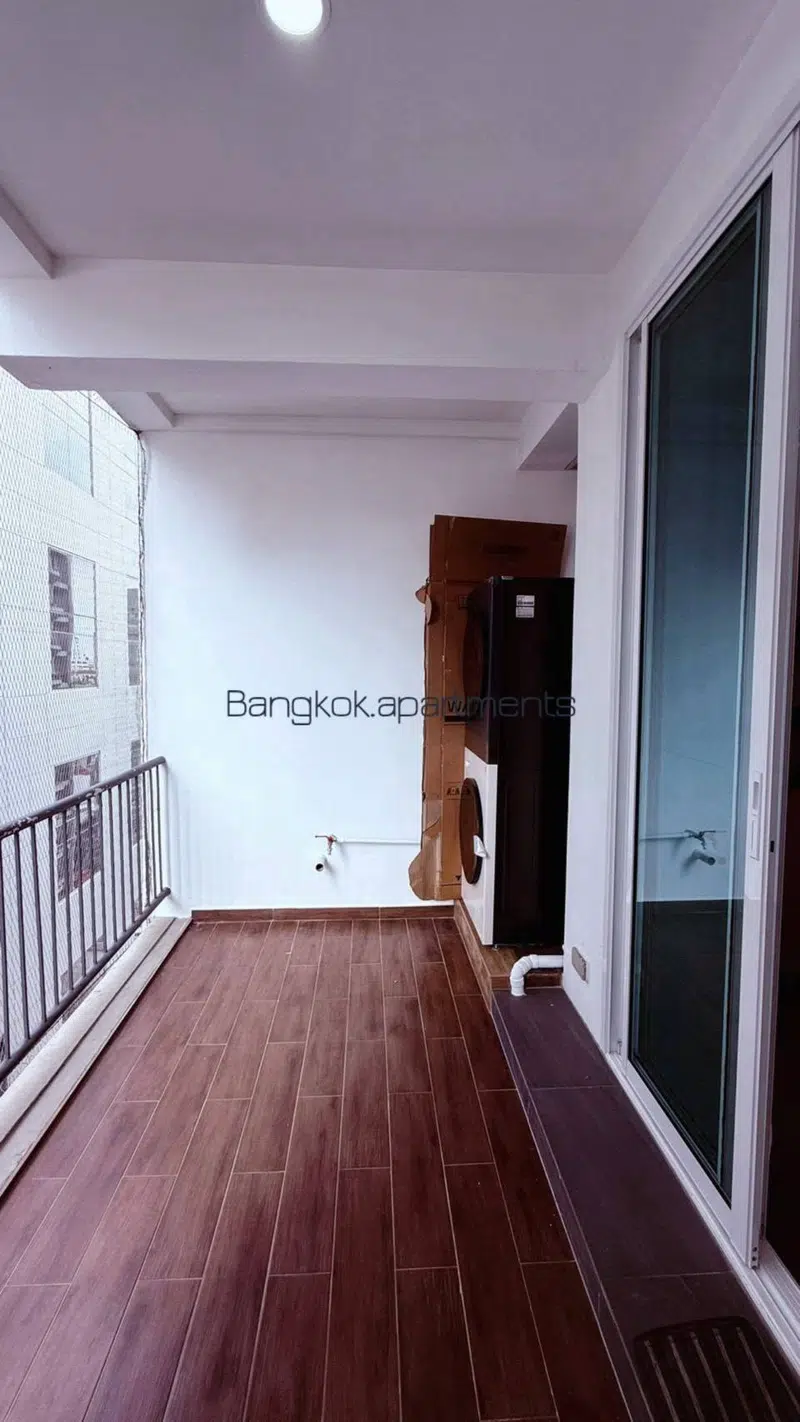 Fully Renovated 3-Bedroom Residence in Phrom Phong, Sukhumvit - Photo 15