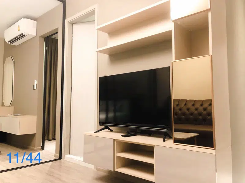 Rhythm Ekamai 10th Floor 35 sqm Apartment - Photo 4