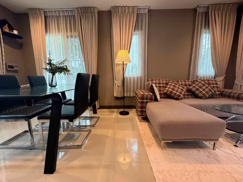 Fully Furnished Corner House for Rent in Rama 9 - Photo 14