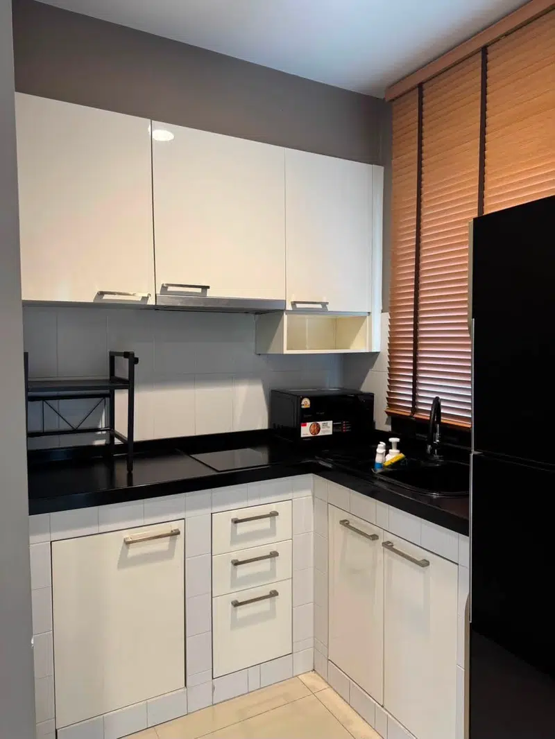 Fully Furnished Corner House for Rent in Rama 9 - Photo 10