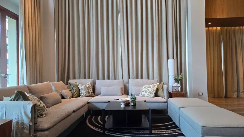 The Crest Ruamrudee 3BR Fully Furnished Condo for Rent Near BTS Ploenchit