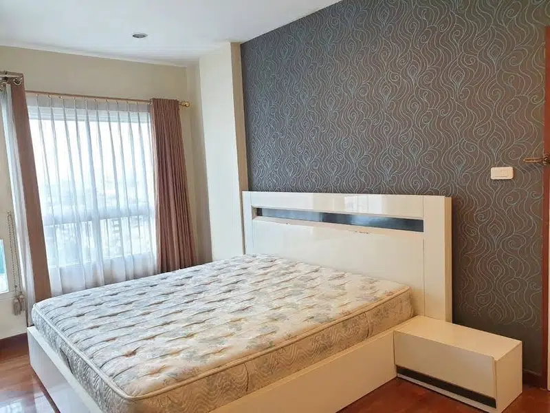 PG Rama 9 – High Floor 2BR Condo for Rent with City View