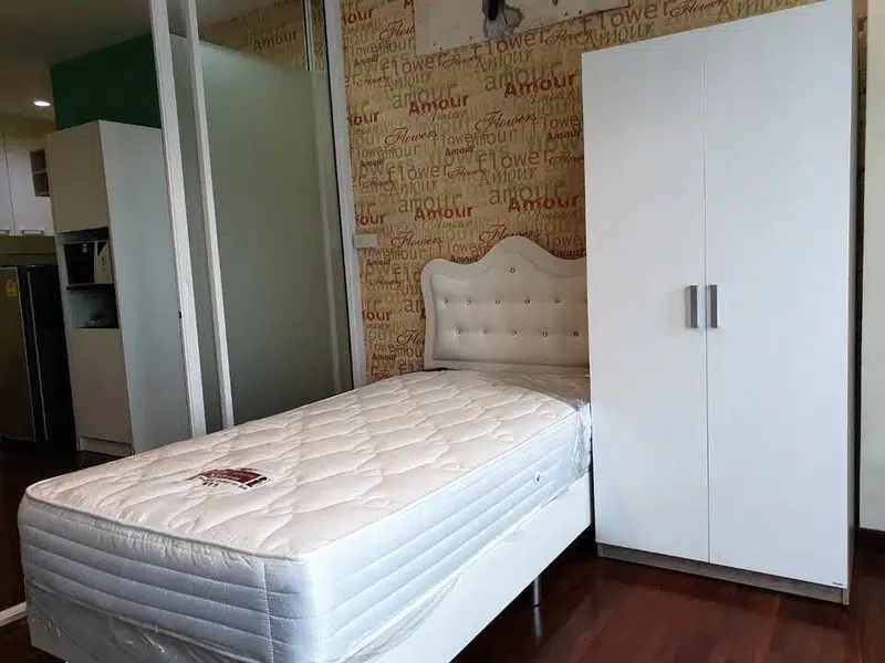PG Rama 9 – High Floor 2BR Condo for Rent with City View - Photo 4