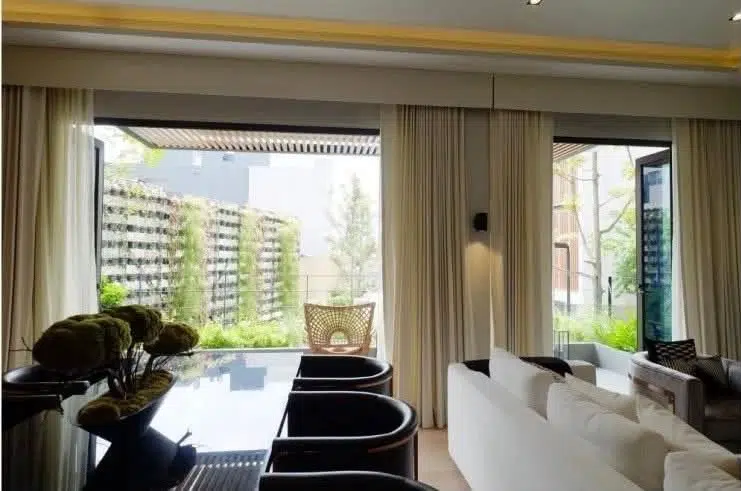 Arna Ekamai 4-bedroom 6-bathroom luxury residence - Photo 2