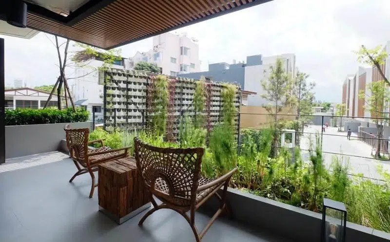 Arna Ekamai 4-bedroom 6-bathroom luxury residence - Photo 14