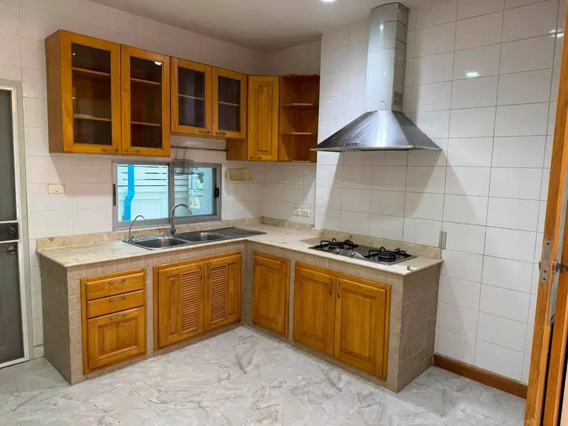 4-bedroom corner house for rent in Yannawa near Rama 3, 55,000 THB/month - Photo 17