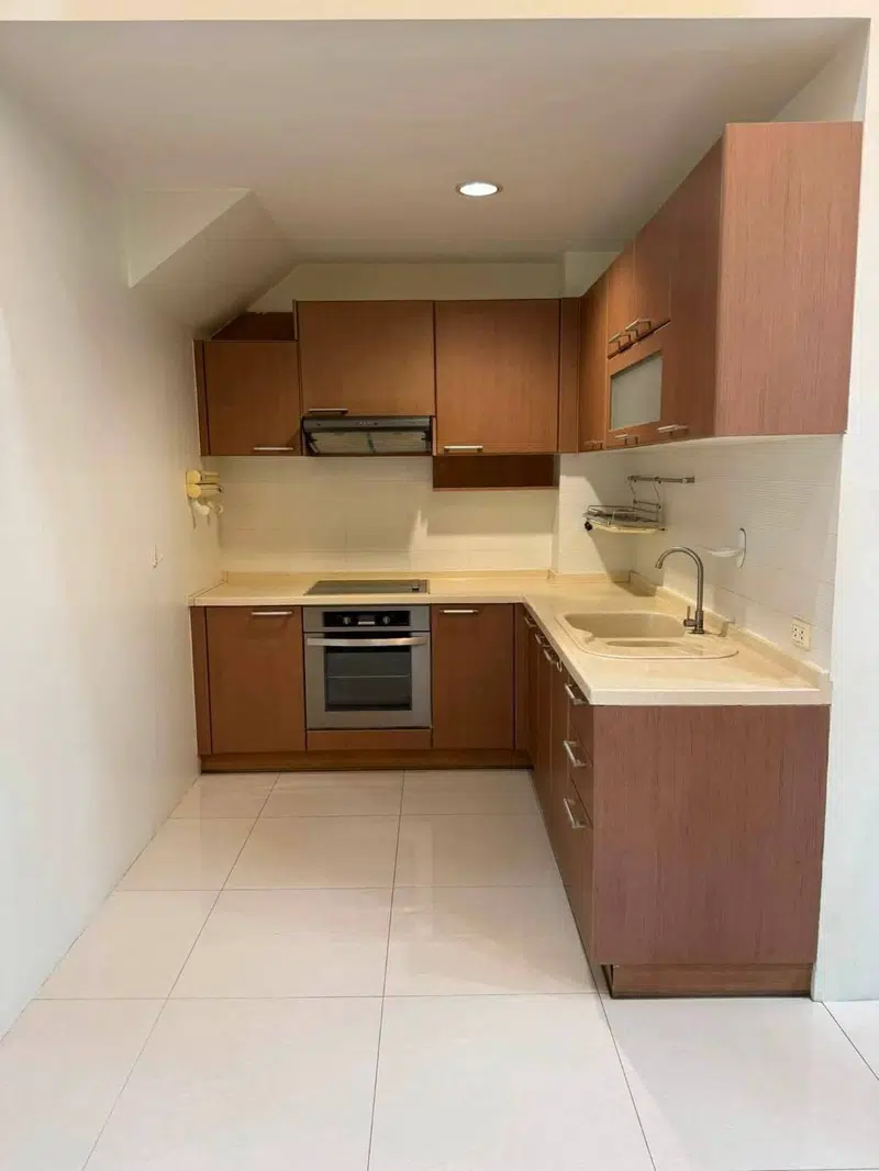 4-bedroom corner house for rent in Yannawa near Rama 3, 55,000 THB/month - Photo 5